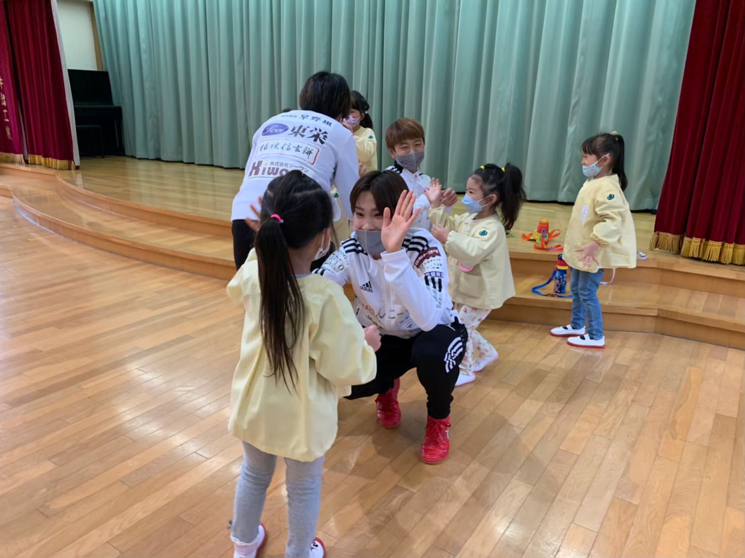 LINE_ALBUM_2021128足和田保育所_220209
