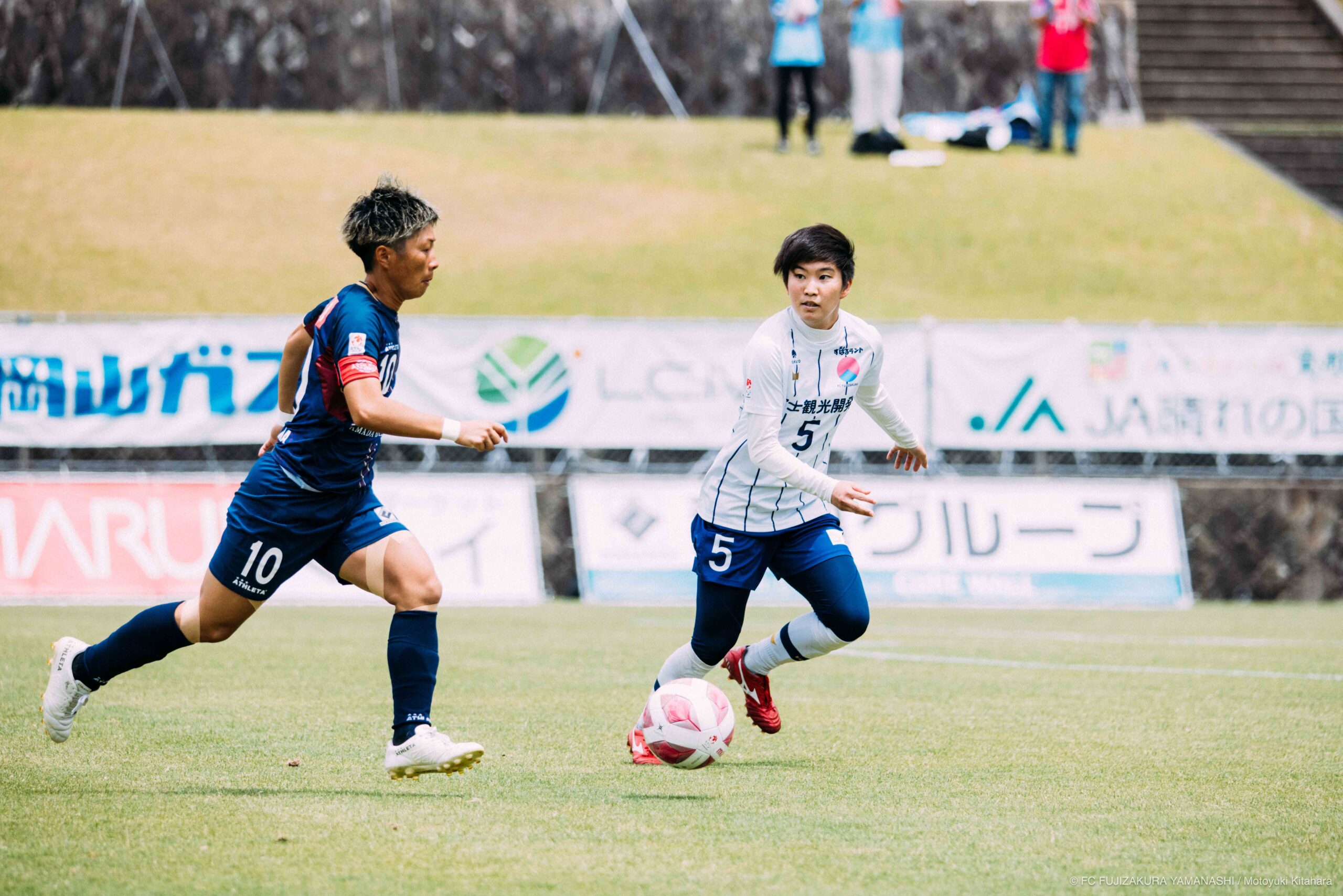 5.高山と相手10番の横山