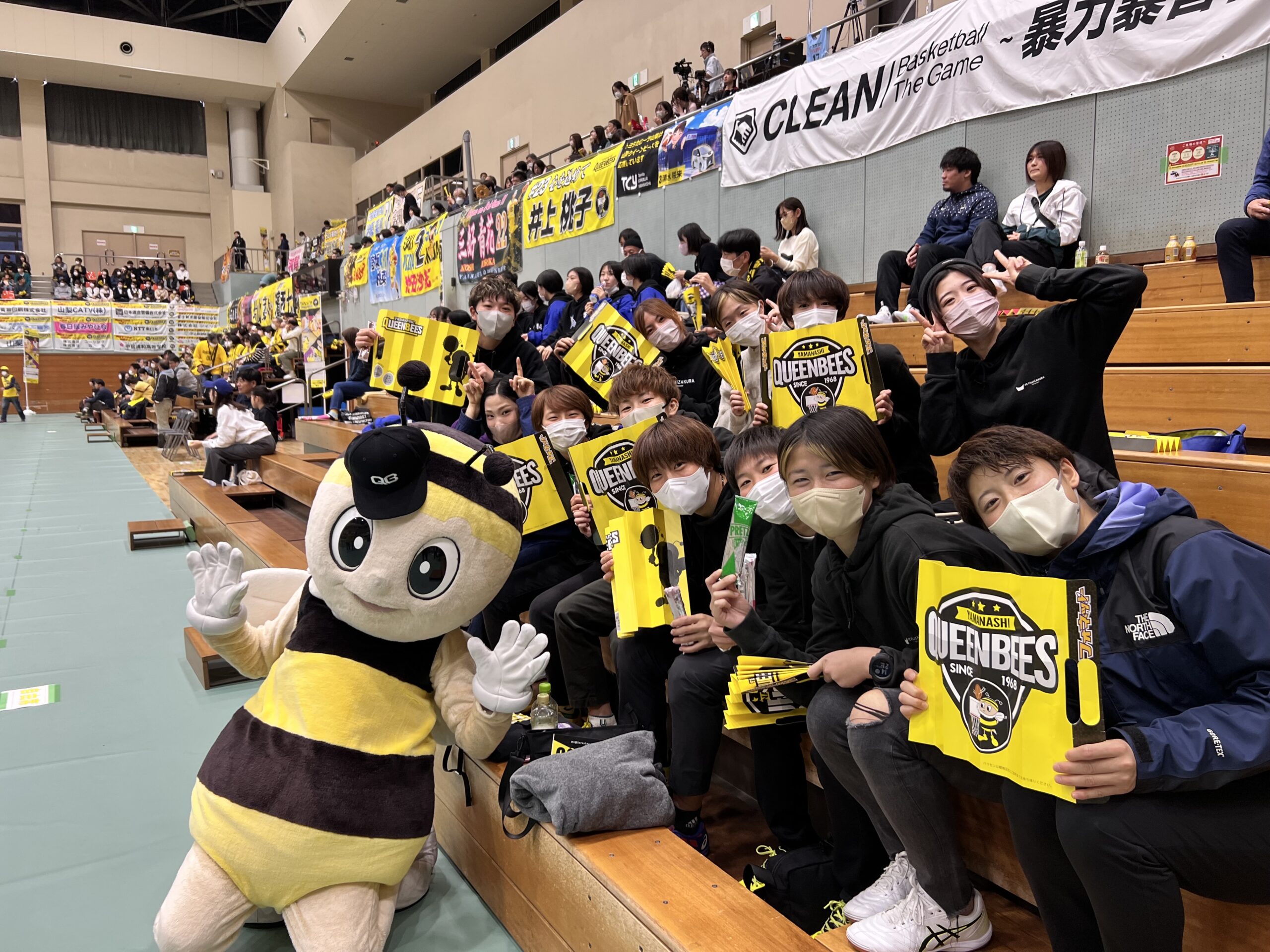 山梨クィーンビーズ1