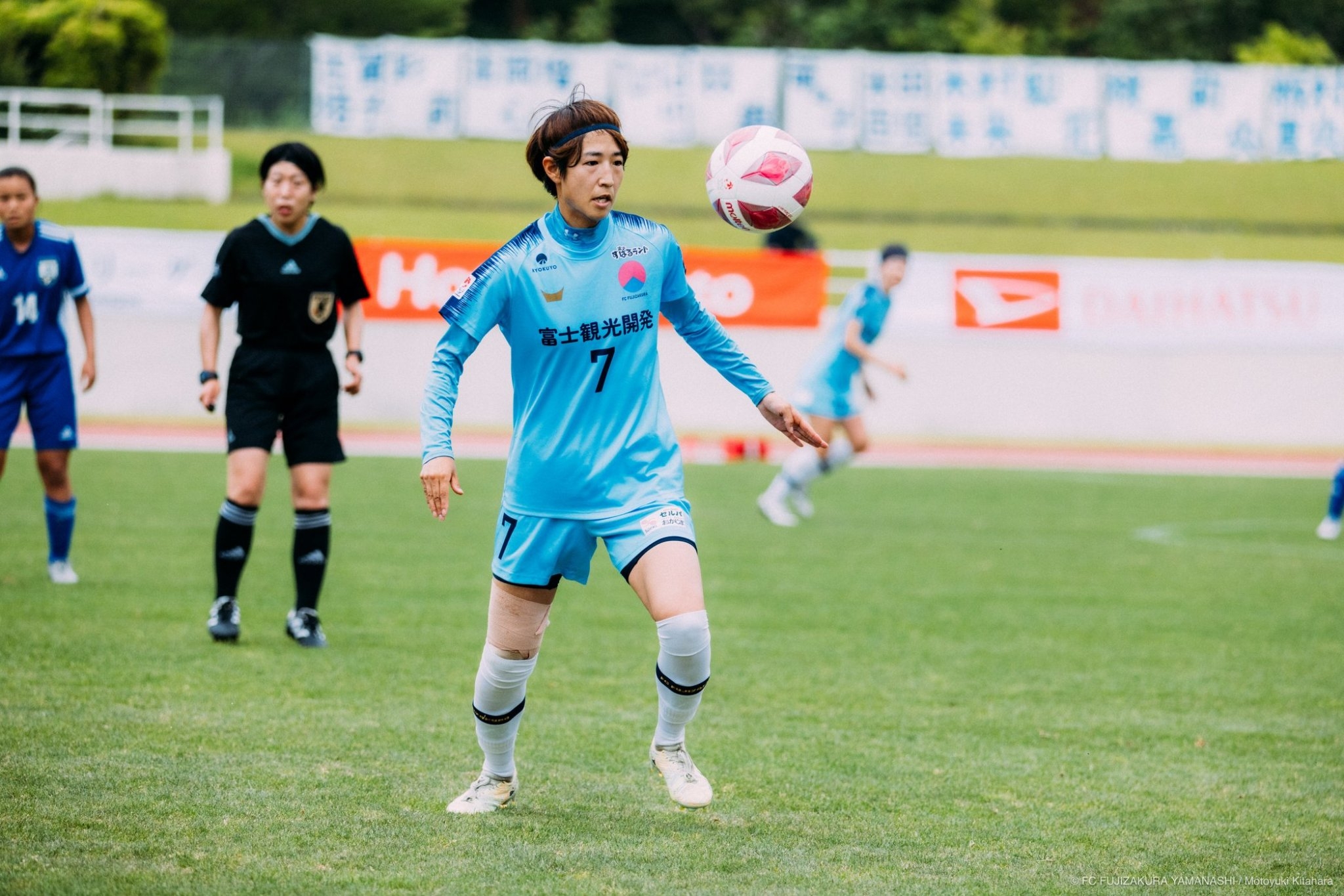 LINE_ALBUM_井原美波_231226_13