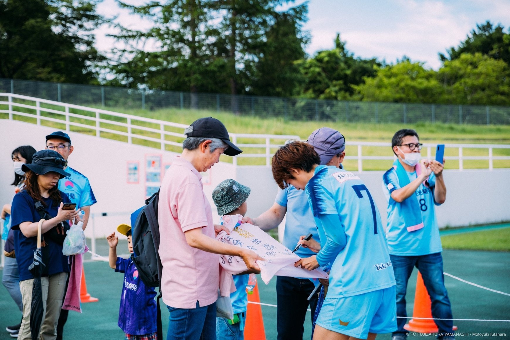 LINE_ALBUM_井原美波_231226_7