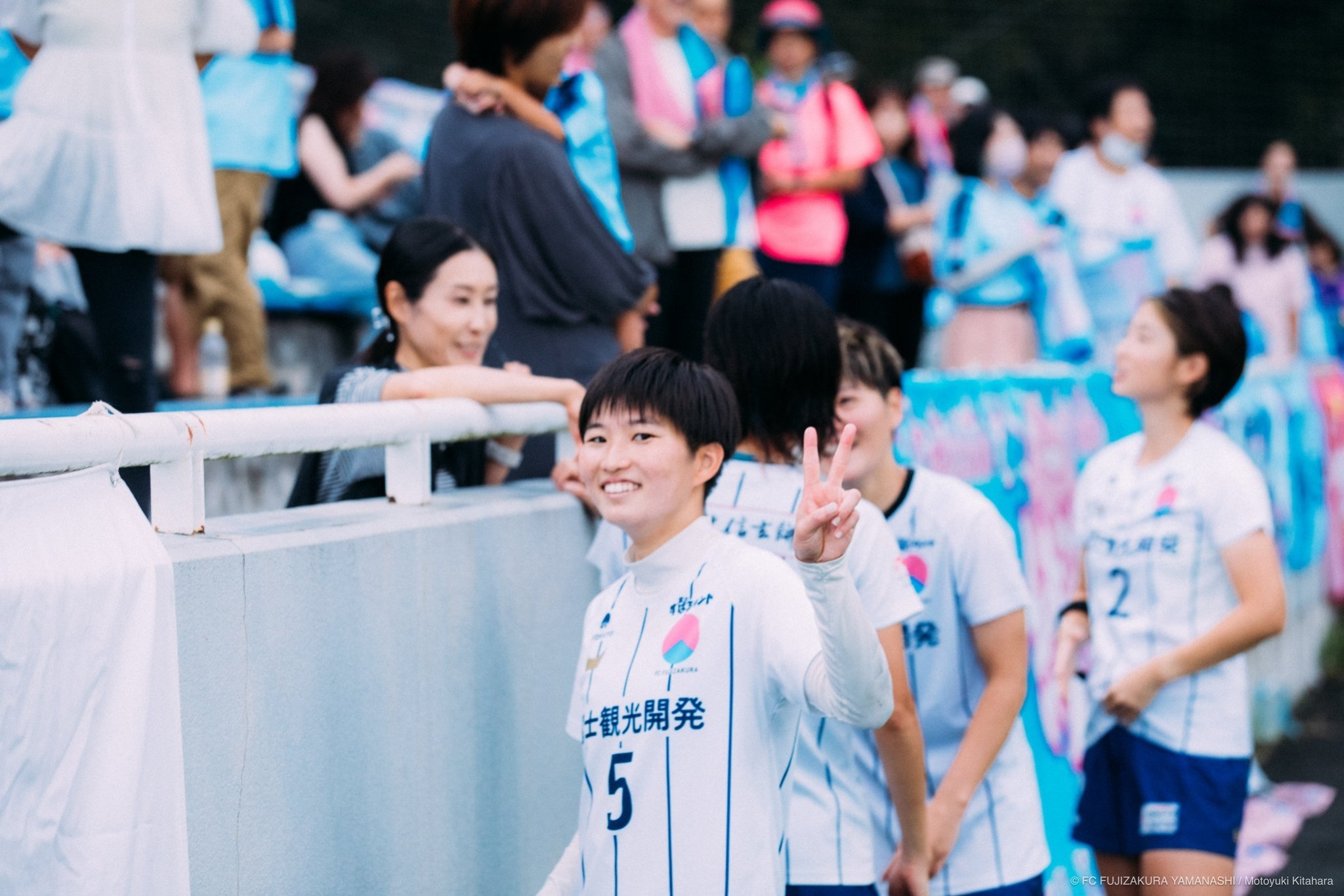 LINE_ALBUM_高山紗希_231231_7