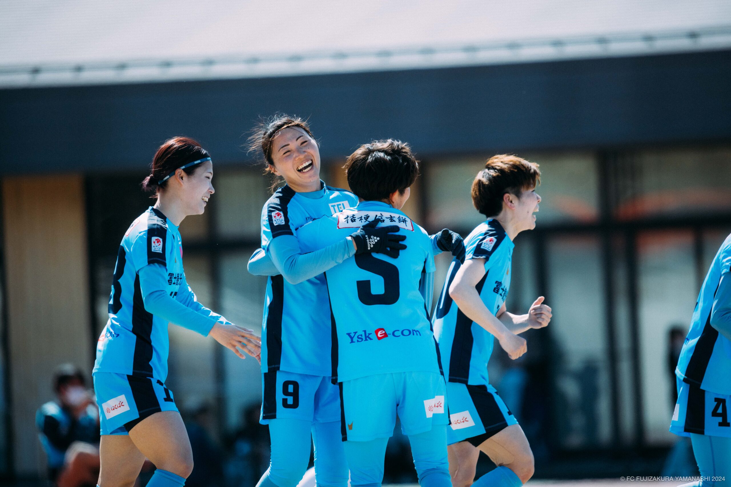 LINE_ALBUM_2024.03.31_NL2-3_大和シルフィード_240331_33