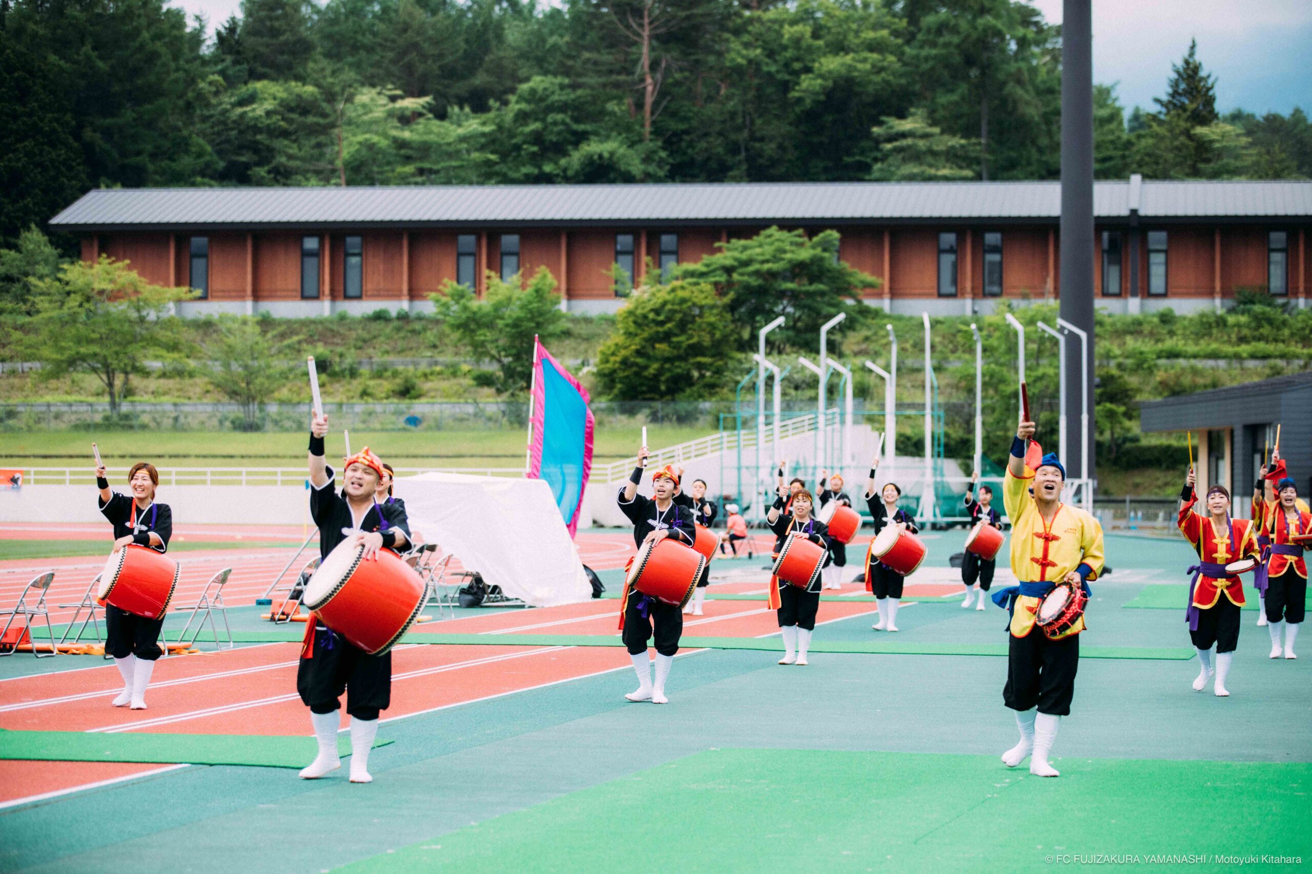 230610-124825-Moto303A5545 (1)