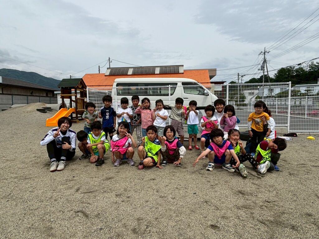 【FCふじざくら山梨と遊ぼう】すみれ韮崎保育園様へご訪問（2025年5月27日）