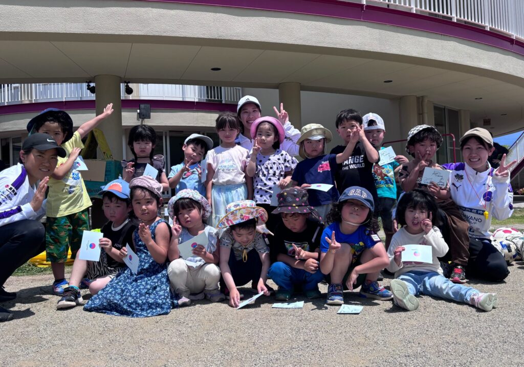 【FCふじざくら山梨と遊ぼう】山梨英和プレストンこども園様へご訪問（2026年5月13日）